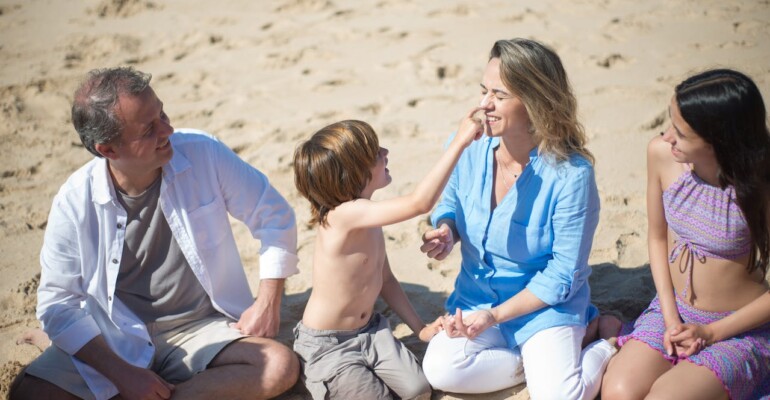 pexels-kampus-production-8623383